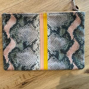 Clare V Flat Clutch